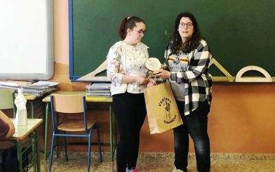 La ganadora del concurso del eslógan de nuestra sexta edición ya tiene su premio